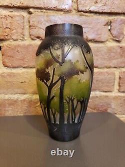 VTG Gallé Style French Art Nouveau Cameo Art Glass Vase Trees Landscape 8 Inches