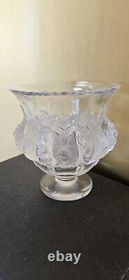 Vase Lalique Crystal Dove Dampierre Clear Frosted Detail Signed French Vintage