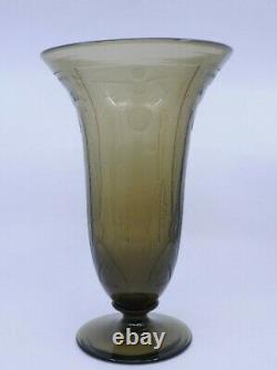 Verame (Verriere D'Art Metz) French Art Deco Etched Art Glass Topaz Vase 11 1/4