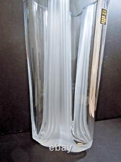 Vintage Signed Daum France Art Glass Heavy Crystal Vase French Frosted