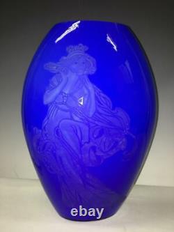 Vintage Stunning Fenton Gabrielle French Blue Art Glass Vase Numbered 69/800 12