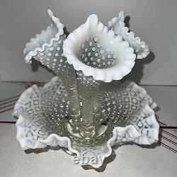 Vtg Fenton Diamond Lace French White Opalescent 3 Horn Epergne Art Glass Vase