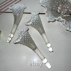 Vtg Fenton Diamond Lace French White Opalescent 3 Horn Epergne Art Glass Vase