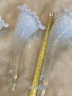 Vtg Fenton Diamond Lace French White Opalescent 3 Horn Epergne Art Glass Vase
