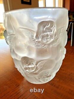 Vtg French Sculpted Lalique-Style Figural Cherub Angel Frosted Glass Vase 9