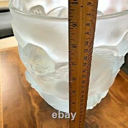 Vtg French Sculpted Lalique-Style Figural Cherub Angel Frosted Glass Vase 9